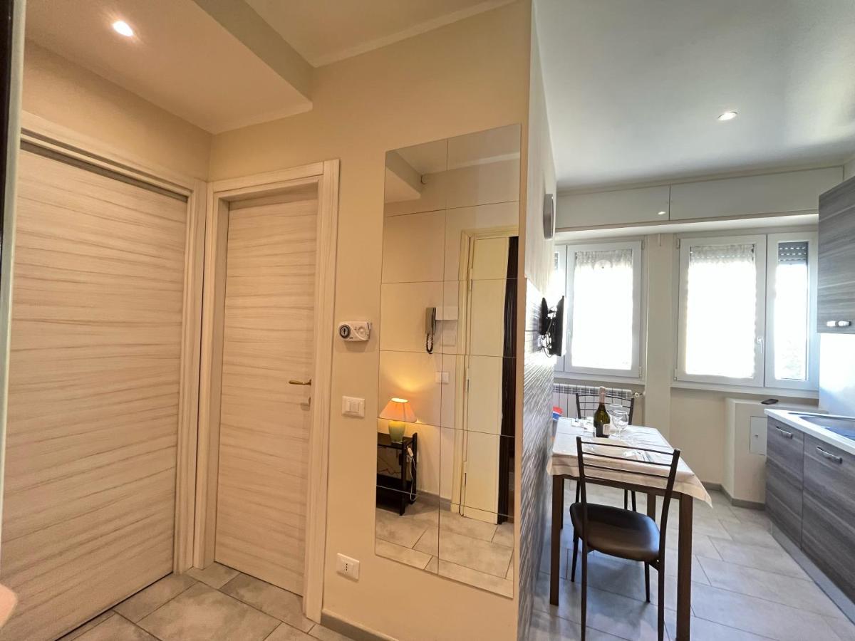 Suite Tuscolana โรม ภายนอก รูปภาพ